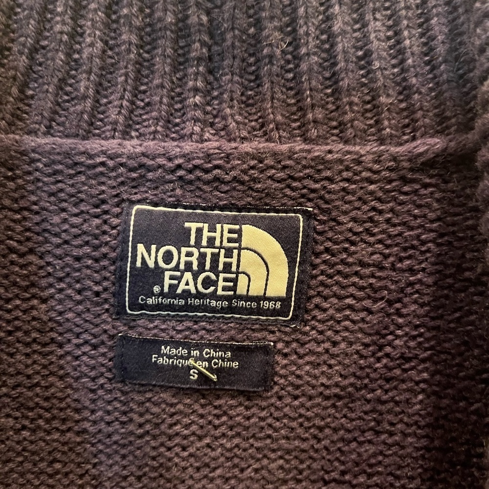 The North Face Jacquardigan Sweater Women’s Button Down Sweater - Picture 6 of 6